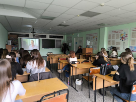 Специалисты координационного центра КГУ провели для студентов семинар на тему семейных ценностей