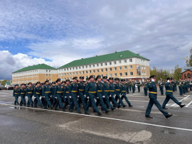 Военный парад в Костроме: поколения в строю, память в сердце