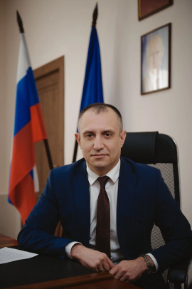 Ректор КГУ Денис Чайковский поздравляет с Днём преподавателя высшей школы